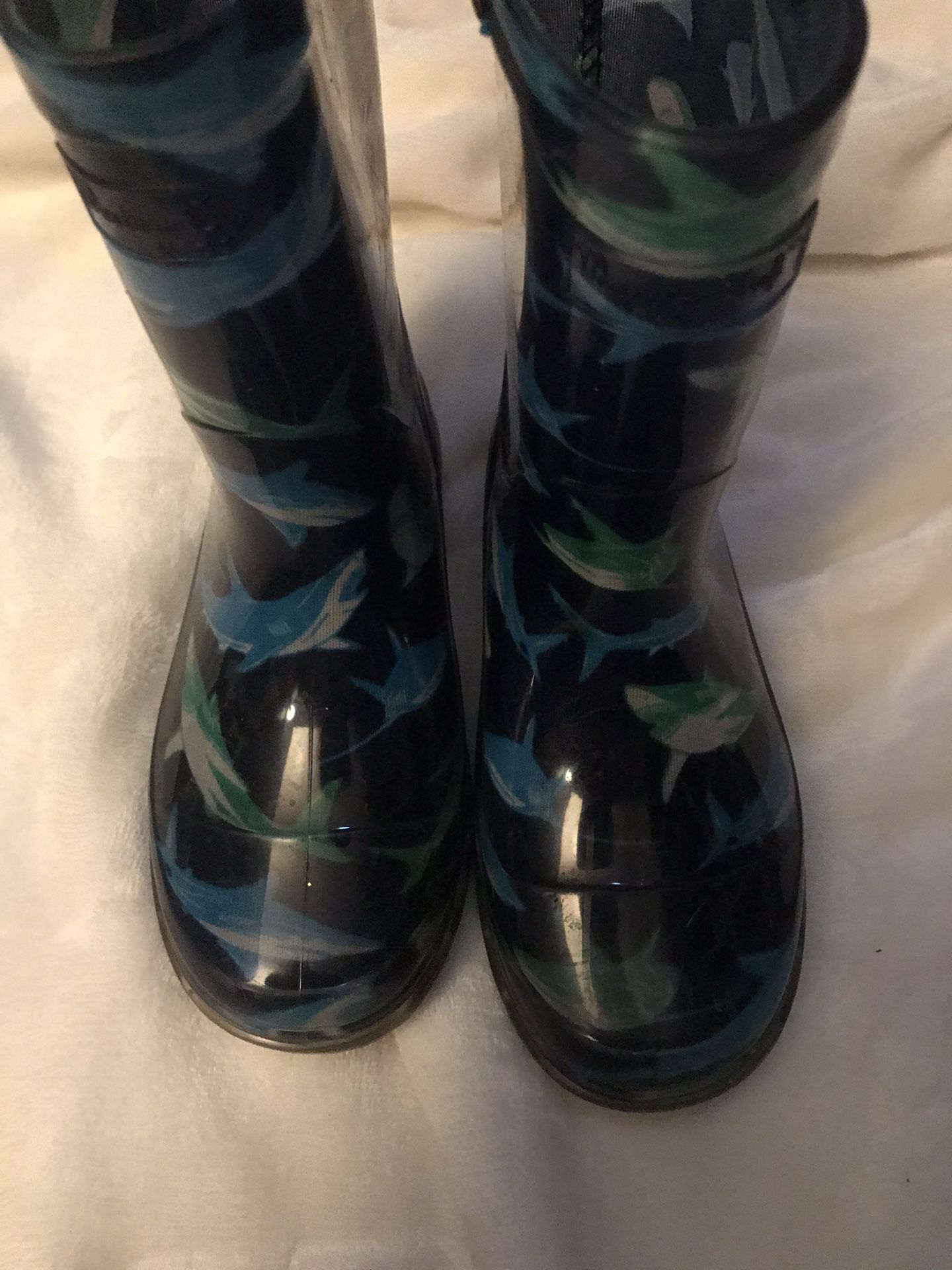 10c rain boots