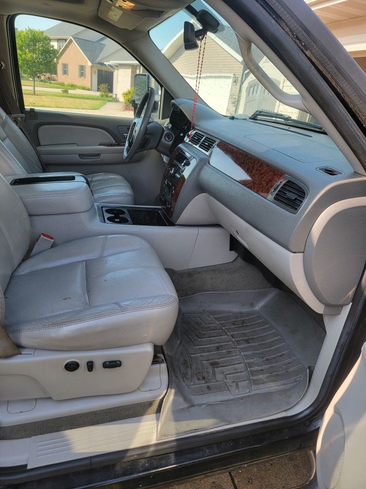 2007 Chevrolet Silverado for Sale in Janesville, WI OfferUp