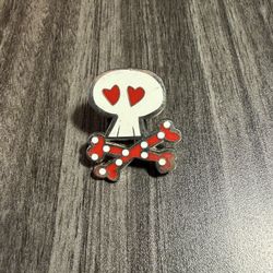 Disney Minnie Mouse Sugar Skull Crossbones Booster Trading Pin