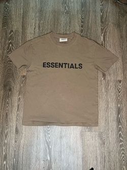 ESSENTIAL SHIRTS •LIKE NEW