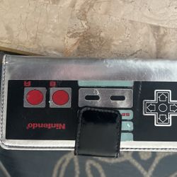 Vintage Nintendo Wallet 