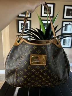 Authentic Louis Vuitton Galliera Purse