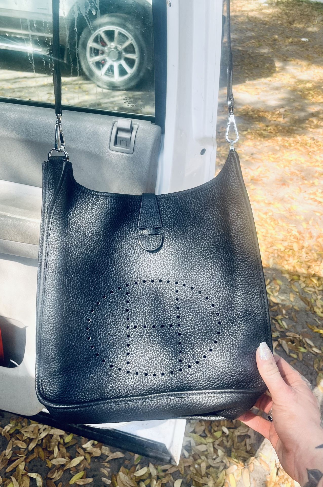 Authentic Hermés Evelyéne Shoulder bag