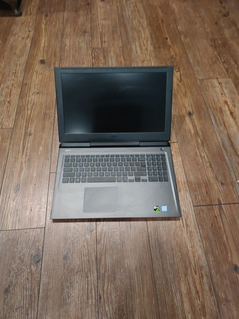 DELL G7 Gaming Laptop (Standard Configuration)