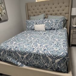 Queen Sized Bed (Mattress Not Included) 