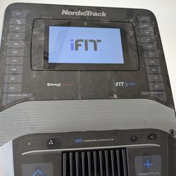 NordicTrack Freestride Trainer FS7i Elliptical