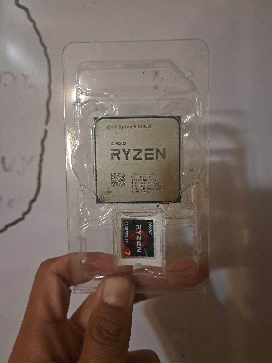 AMD Ryzen 5 5600 X