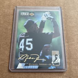 Michael Jordan Extra Rare Gold Signature Card 