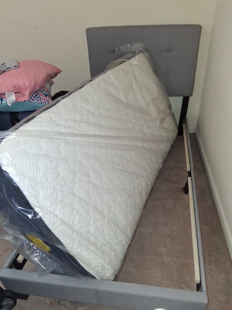 Set Of Twin Beds