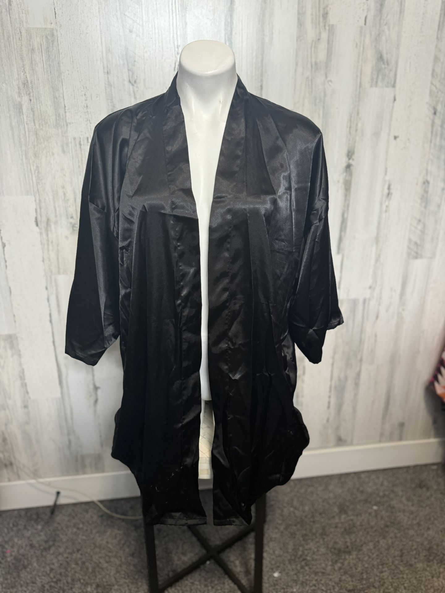 Black bridesmaids robe