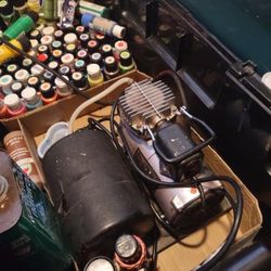 Airbrush Kit With Compressor And Paints