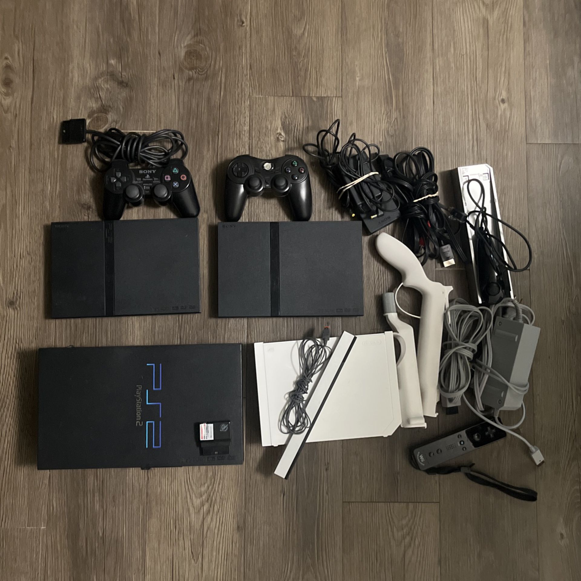 Electronic Bundle PS2/Wii Systems