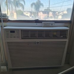 AC UNIT