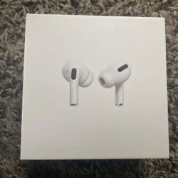 Airpods Pros with Box and Fast Charger