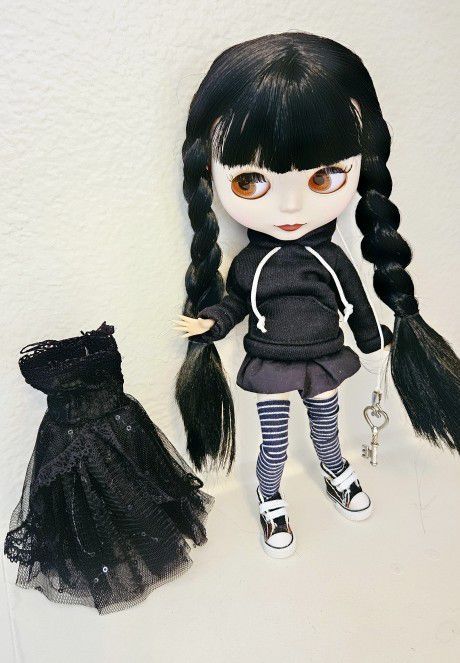 Blythe Doll Wednesday Addams with extra outfit and black dress Goth