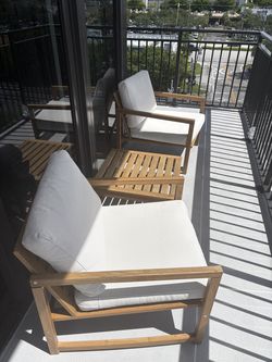 3-Piece Acacia Wood Patio Set – 2 Lounge Chairs with White Cushions + Side Table