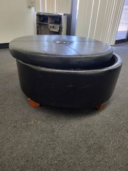 Round Ottoman Black