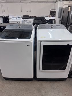 Samsung Washer and Dryer Set