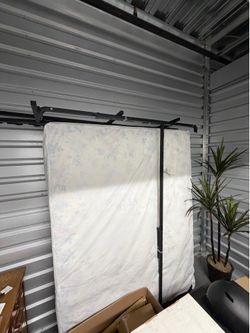 Free Queen mattress & metal bedframe