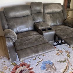 Leather  Reclining Sofa - Couch & Matching Love Seat 