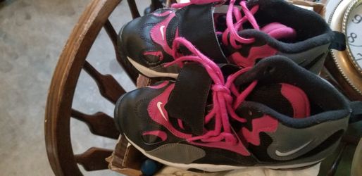Nike Size 5 Shoes