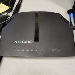 Netgear Cable Modem And WiFi Router Combo C6220 AC1200 (Comcast, Spectrum, Etc)
