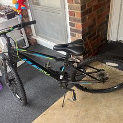 Brand New 18-Speed Men's 26” Mountain Bike Bicycle 