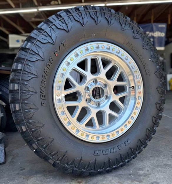 GRS wheels and tires