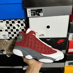 DS Jordan Red Flint 13s size 9.5