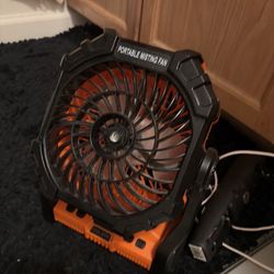 Portable Misting Fan (Battery / Plug-In) Color Changing Light Show