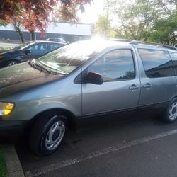 Toyota Ciena Año 2000 
