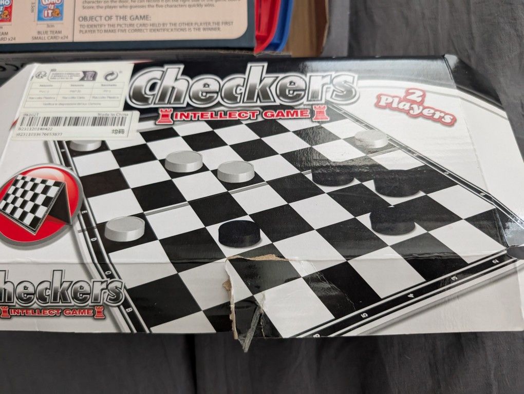 Checkers Board Game