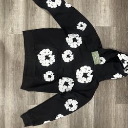 Denimtear Black Hoodie – White Floral Print