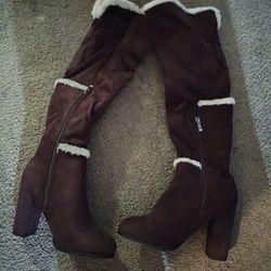 Boots Size7.5 