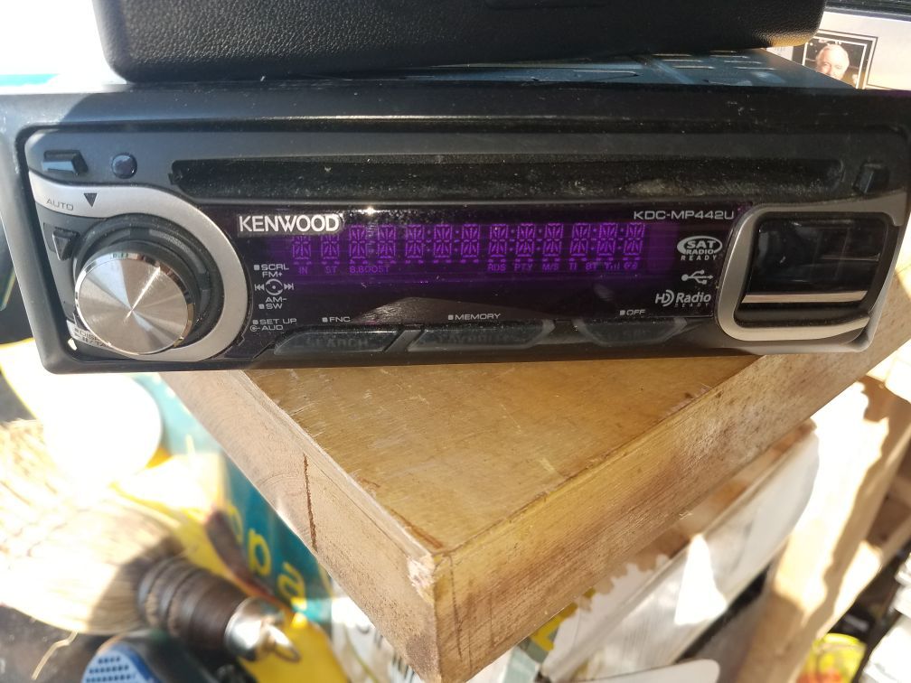 Kenwood KDC MP 442 u Marine stereo