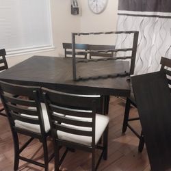 Dinning Table