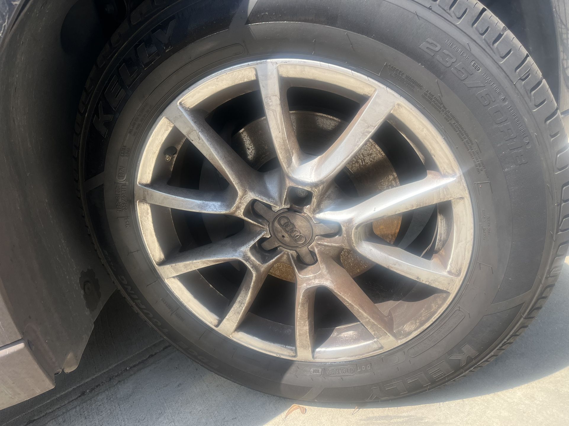 Kelly Touring tires