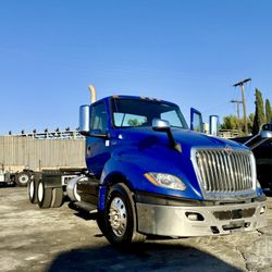 2019 International LT