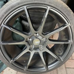Savini 19 Inch Black di Forza Rims set of four. Rarely Used. Fitted to 2017 Mercedes C43. Like New.
