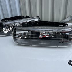 99-02 Silverado Headlights