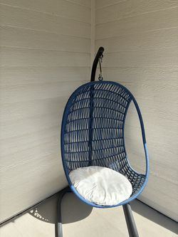 Blue Hand-Woven Metal Outdoor Freestanding Patio Swing Egg Chair with Cushion and Stand