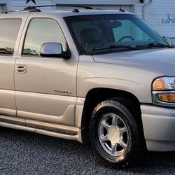 2004 GMC Yukon XL 1500 · Denali Sport Utility 4D