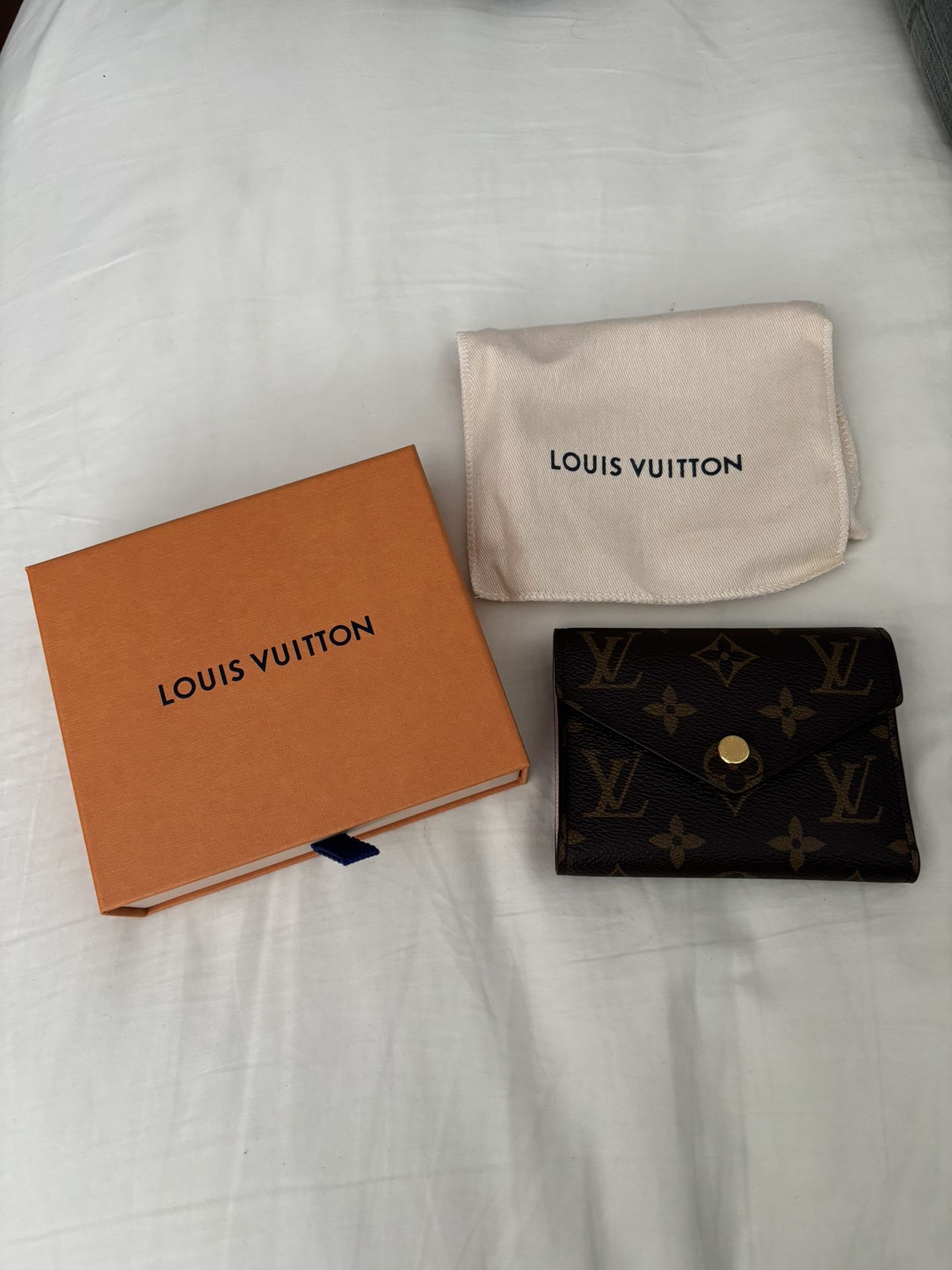 Authentic Victorine Louis Vuitton Wallet