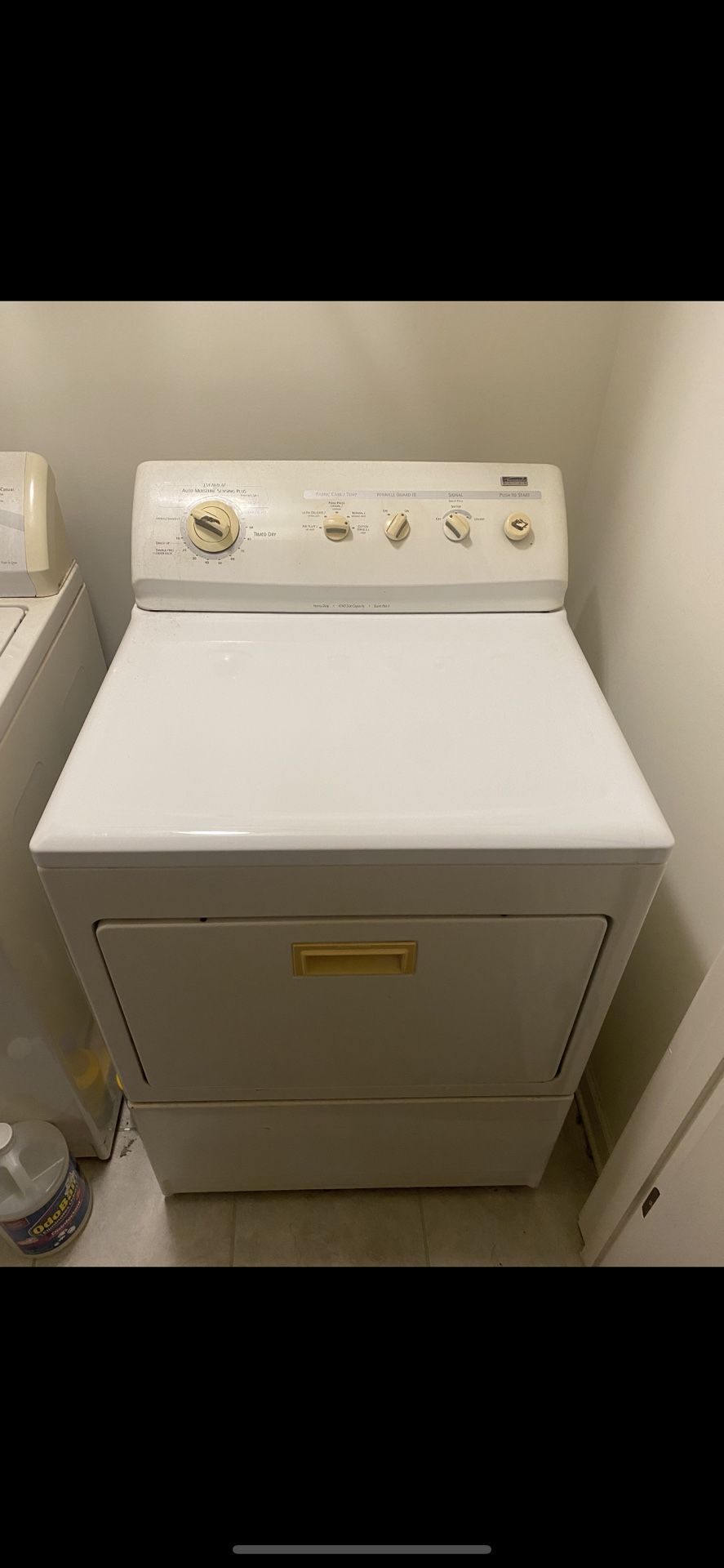 Kenomore Dryer! Must Be Picked Up!