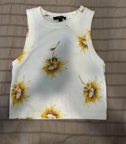women’s Forever 21 sunflower 🌻 crop top size S 