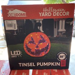 Pumpkin Yard Decor 