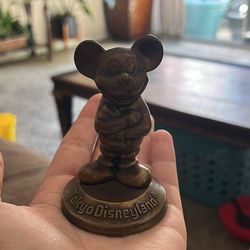 Vintage Tokyo Disneyland Mickey Mouse Statue