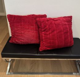 Beautiful Pillows  for  Home  Decor  blue,red, yellow, black  Set of 2 blue $25 Set of 2 red $25 Set of 2 yellow $25 Set of 2 black $25 Set of 8 $80