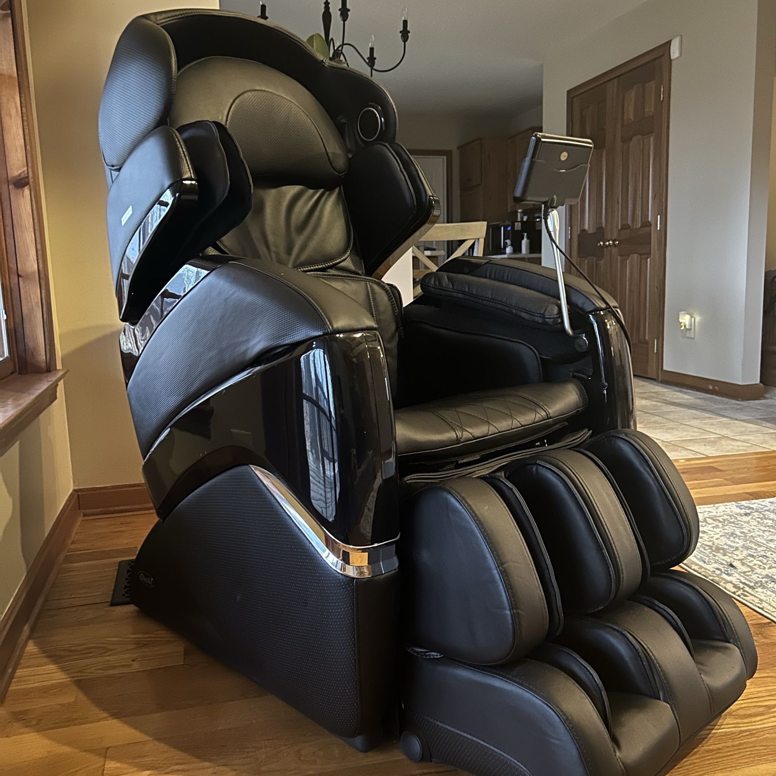 Luxury Zero Gravity Massage Chair 