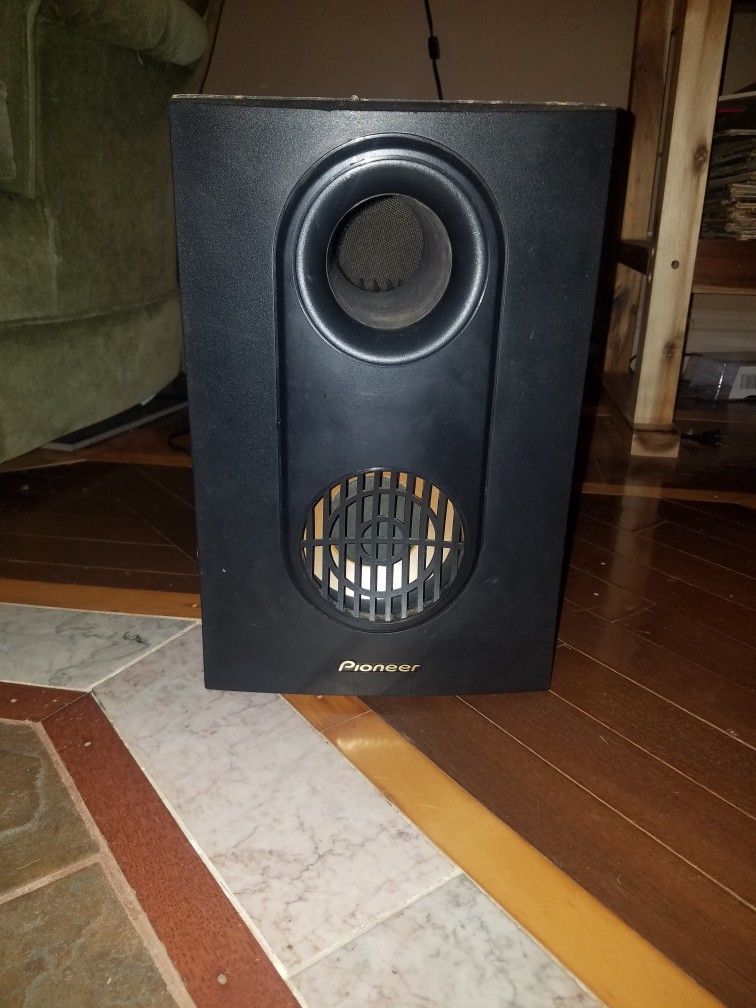 Pioneer Powered Sub
